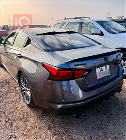 نيسان ألتيما